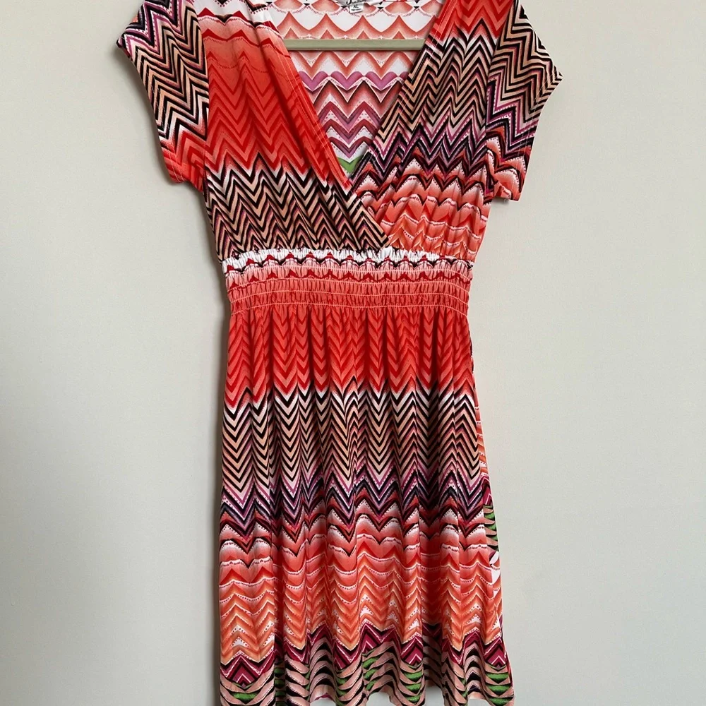 Coral Chevron Print Dress XL | Boho V-Neck Smocked Waist Summer Dress - Picture 2 of 8